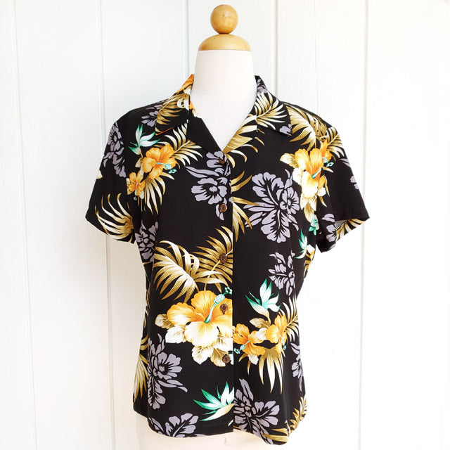 Hawaiian Women's Aloha Shirt, Fit: Fern Hibiscus