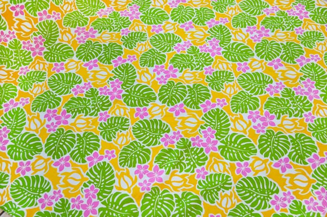 ※セール生地  ハワイアン ポリコットン生地 LMH-11-740 【モンステラホヌ】