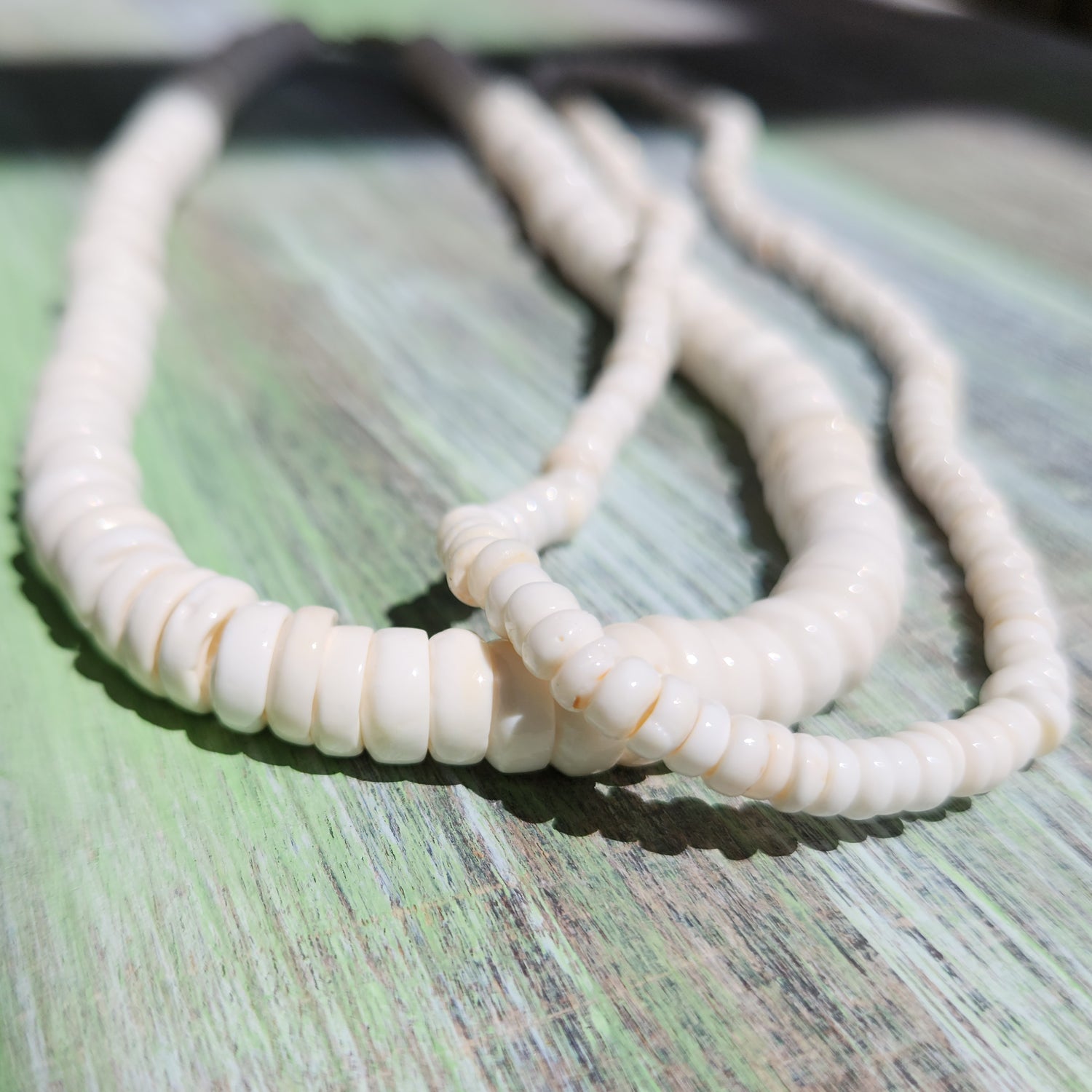 Vintage Puka Shell Necklace for Sale in Kapolei, HI - OfferUp