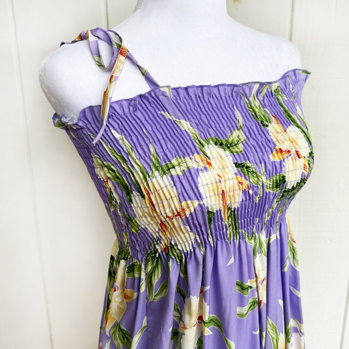 hawaiian retro dress 1950s Vintage Surf and Shore Hawaiian Silk Screen Print Dress with Bell Sleeves
