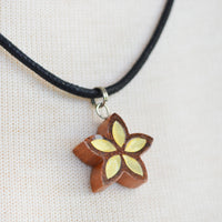Hawaiian Hula Supplies Wood Necklace [Single Plumeria]