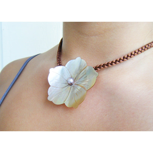 Hawaiian Hula Supplies Shell Necklace [Hibiscus]