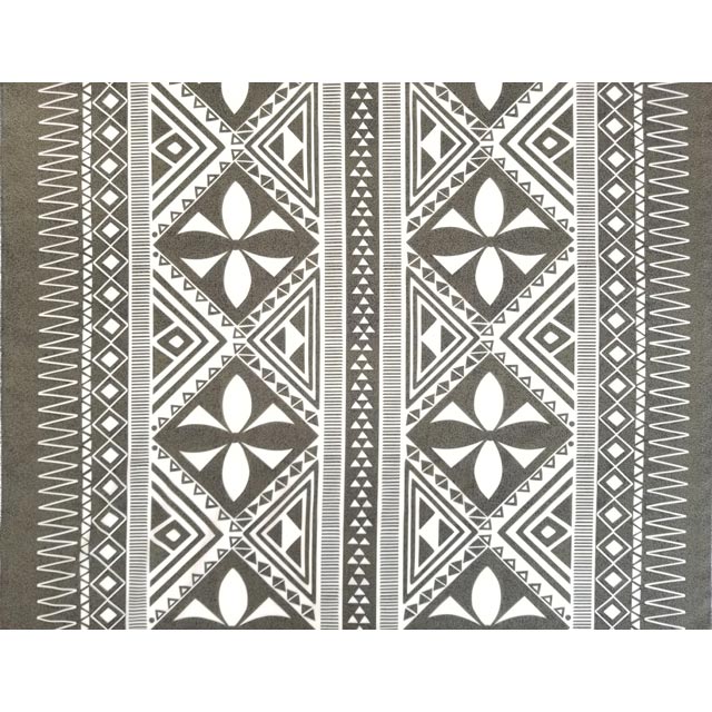 Hawaiian Polycotton Fabric XYZ-10-576 [Tapa/Triangle]